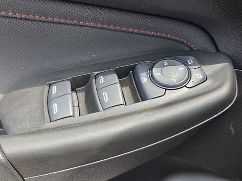 Used 2025 Chevrolet TrailBlazer RS w/ Convenience Package FWD image 17