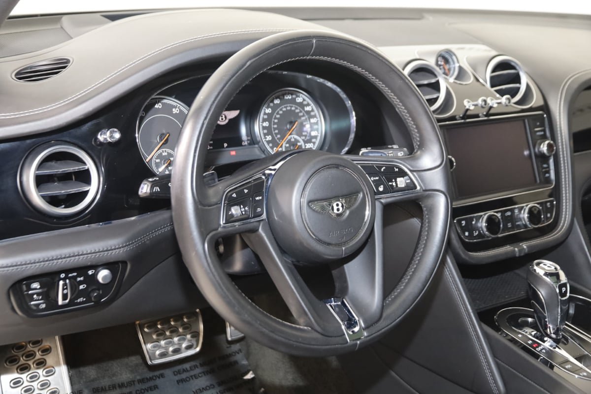 Used 2018 Bentley Bentayga AWD/4WD image 6