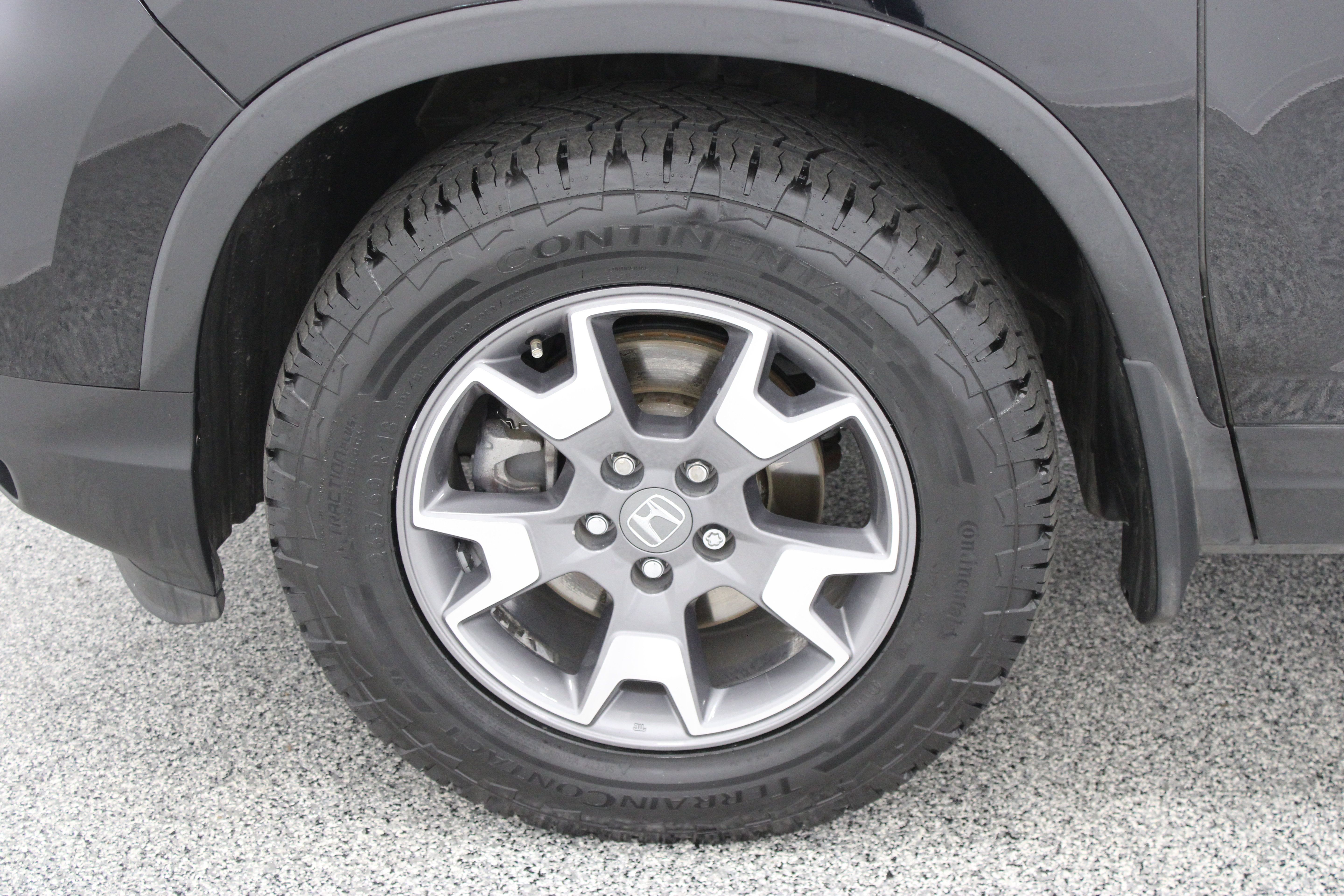Used 2022 Honda Passport TrailSport image 11