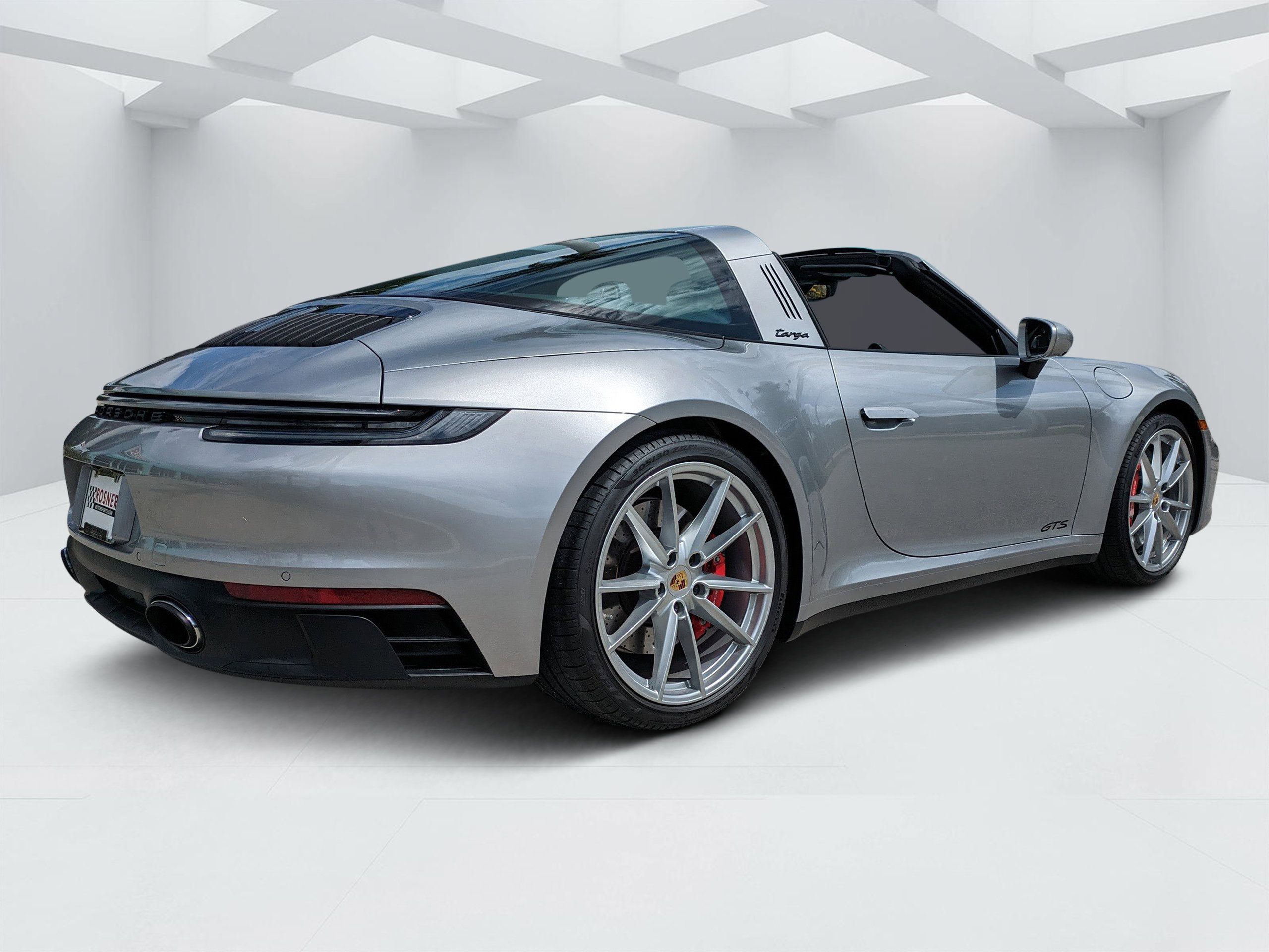 Used 2022 Porsche 911 Targa 4 GTS AWD/4WD image 3