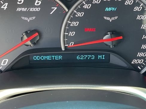 Used 2007 Chevrolet Corvette Coupe w/ Preferred Equipment Group RWD image 28