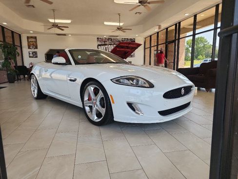 Used 2015 Jaguar XKR R RWD image 2