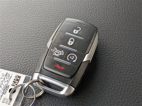 New 2026 RAM 1500 4x4 Crew Cab image 29