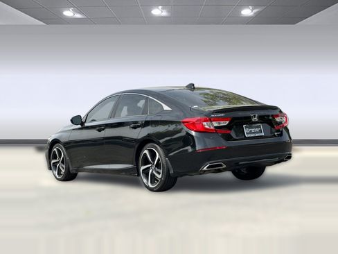 Used 2019 Honda Accord Sport image 3