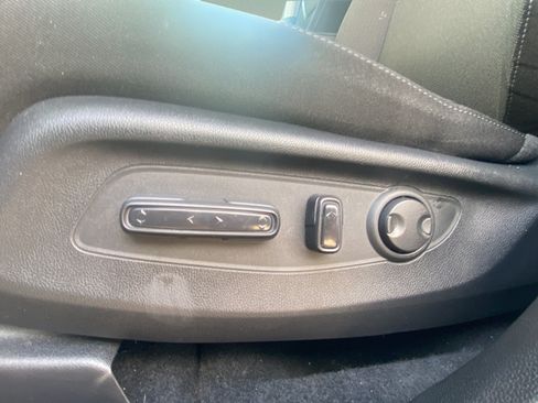 Used 2023 Honda CR-V EX image 25