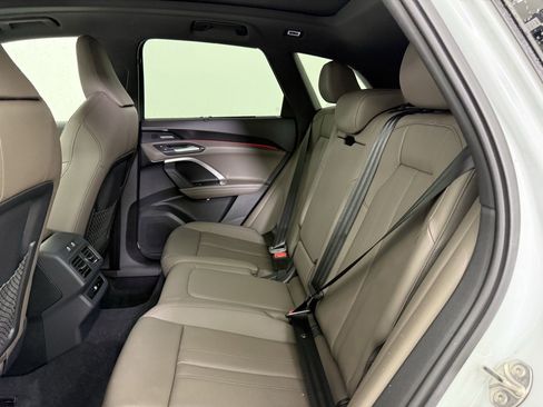 New 2025 Audi Q5 Premium Plus image 14