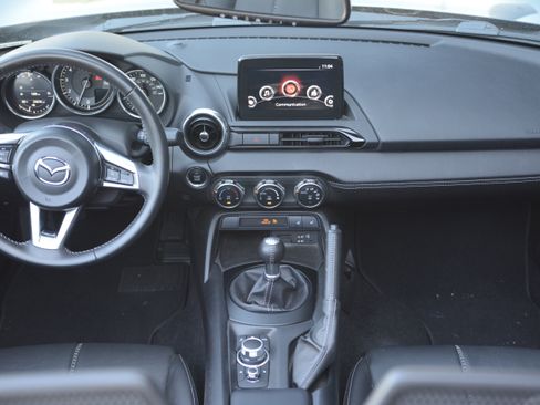 Certified 2021 MAZDA MX-5 Miata Grand Touring RWD image 20