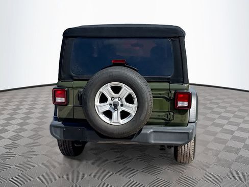 Used 2021 Jeep Wrangler Sport AWD/4WD image 7