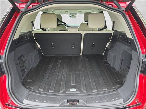 Certified 2025 Land Rover Discovery Sport S AWD/4WD image 12
