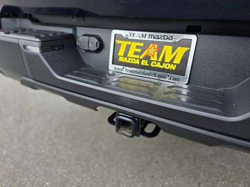 Used 2022 Toyota Tundra SR5 w/ SR5 Premium Package image 12