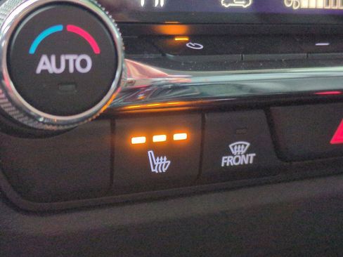 Used 2020 MAZDA CX-30 FWD w/ Preferred Package image 21