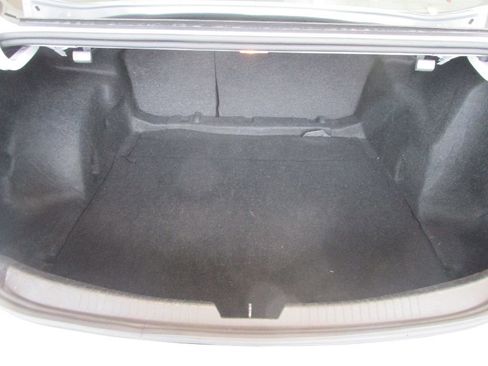 Used 2024 Chevrolet Malibu LT image 31