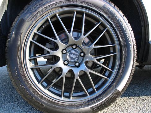 Used 2018 Subaru Forester 2.5i Touring image 24