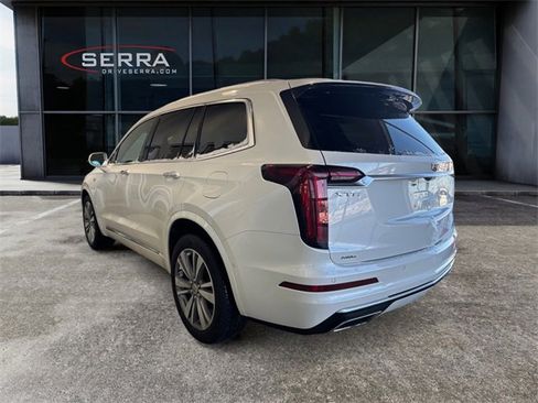 Used 2020 Cadillac XT6 Premium Luxury image 2