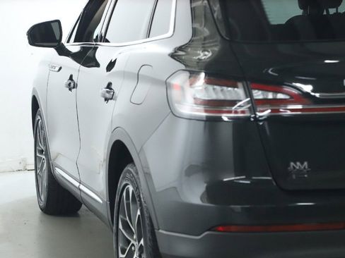 Used 2023 Lincoln Nautilus Reserve w/ Cargo Utility Package AWD/4WD image 43