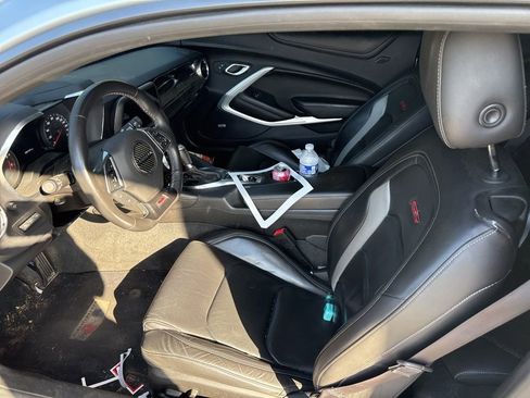 Used 2016 Chevrolet Camaro SS image 8