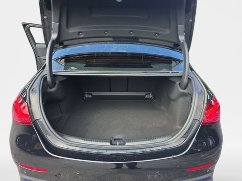 Used 2023 Mercedes-Benz C 300 4MATIC Sedan image 23