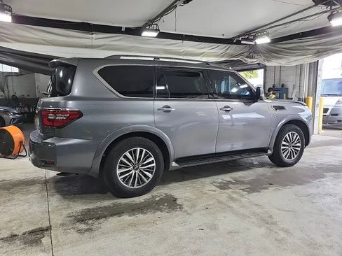 Used 2021 Nissan Armada SL w/ Captain's Chairs Package image 4