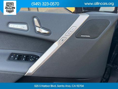 Used 2024 BMW iX xDrive50 w/ Premium Package AWD/4WD image 16