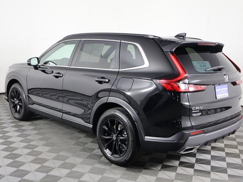 Certified 2025 Honda CR-V Sport image 8
