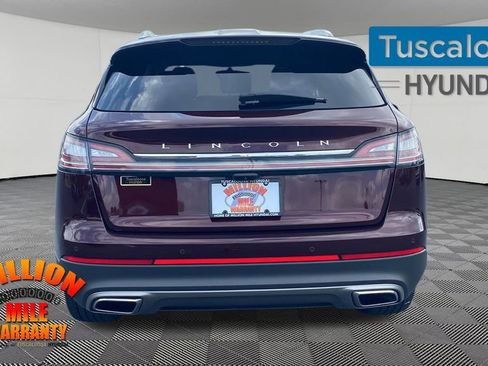 Used 2022 Lincoln Nautilus Reserve w/ Equipment Group 201A image 8