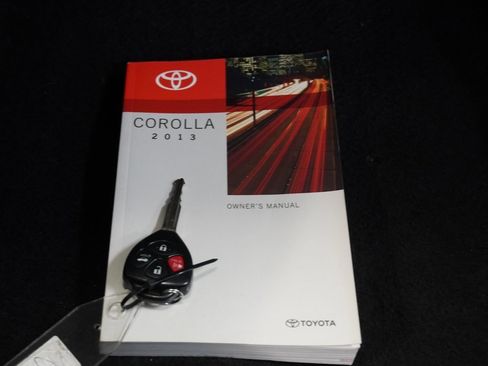 Used 2013 Toyota Corolla LE image 30