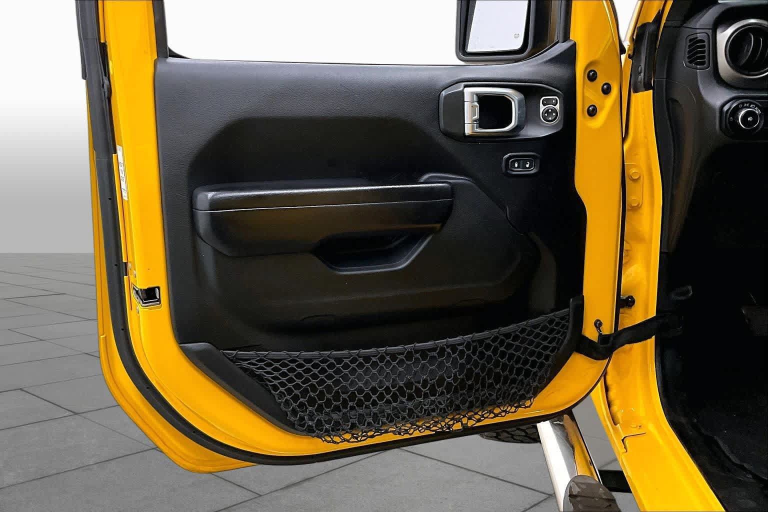 Used 2020 Jeep Wrangler Unlimited Sport S AWD/4WD image 25