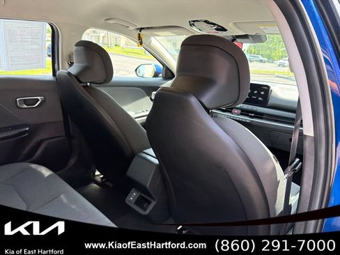 Used 2025 Kia K4 FWD image 14