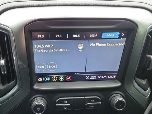 Used 2020 Chevrolet Silverado 1500 LT Trail Boss image 16