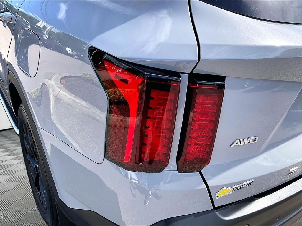 Used 2022 Kia Sorento S AWD/4WD image 34