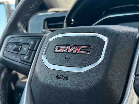 Used 2022 GMC Sierra 1500 SLT AWD/4WD image 29