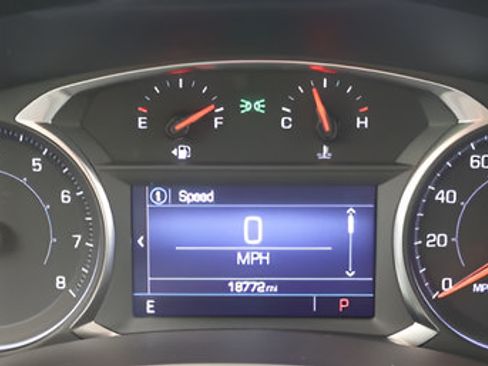 Used 2024 GMC Terrain SLE w/ Driver Convenience Package AWD/4WD image 19