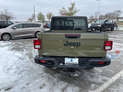 New 2026 Jeep Gladiator Sport image 30
