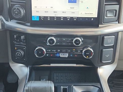 Certified 2024 Ford F150 Platinum w/ Equipment Group 703A Plus AWD/4WD image 17