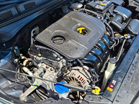 Used 2023 Kia Forte LXS image 23