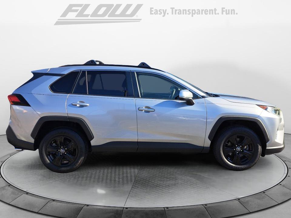 Used 2019 Toyota RAV4 XLE FWD image 9