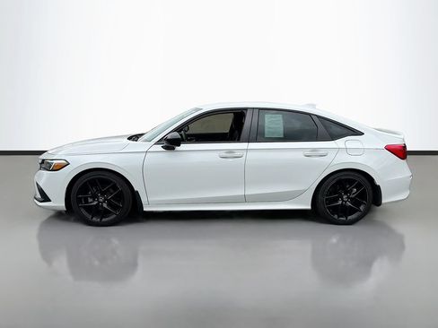 Used 2023 Honda Civic Sport image 9