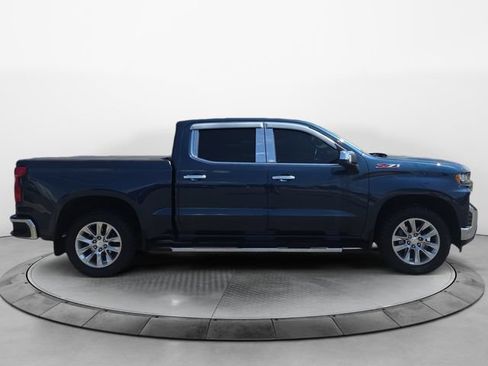 Used 2019 Chevrolet Silverado 1500 LTZ w/ LTZ Premium Package AWD/4WD image 6