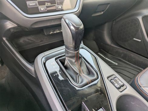 Used 2024 Subaru Crosstrek 2.5i Limited w/ Crosstrek Mirror Package image 17