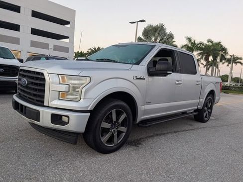 Certified 2017 Ford F150 XLT w/ Equipment Group 301A Mid image 3
