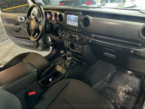 Used 2023 Jeep Wrangler Sport AWD/4WD image 21