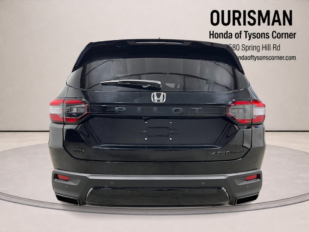 New 2026 Honda Pilot Black Edition image 4