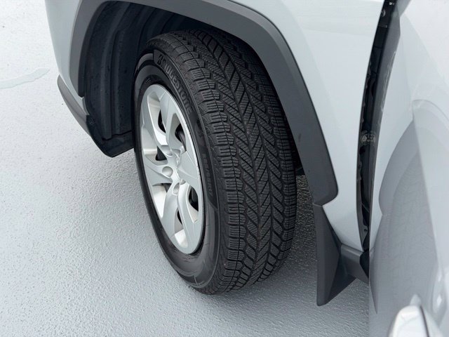 Used 2019 Toyota RAV4 LE w/ All Weather Liner Package AWD/4WD image 24