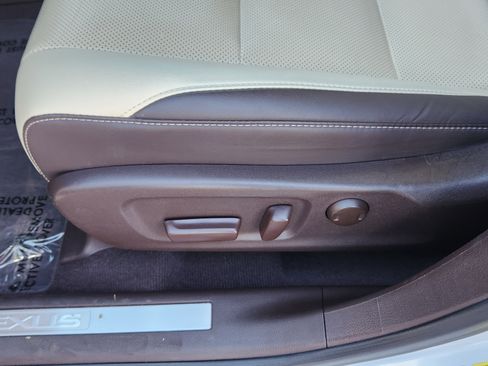 Used 2017 Lexus RX 350 AWD image 14