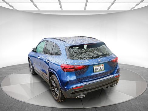 Certified 2025 Mercedes-Benz GLA 250 4MATIC image 2