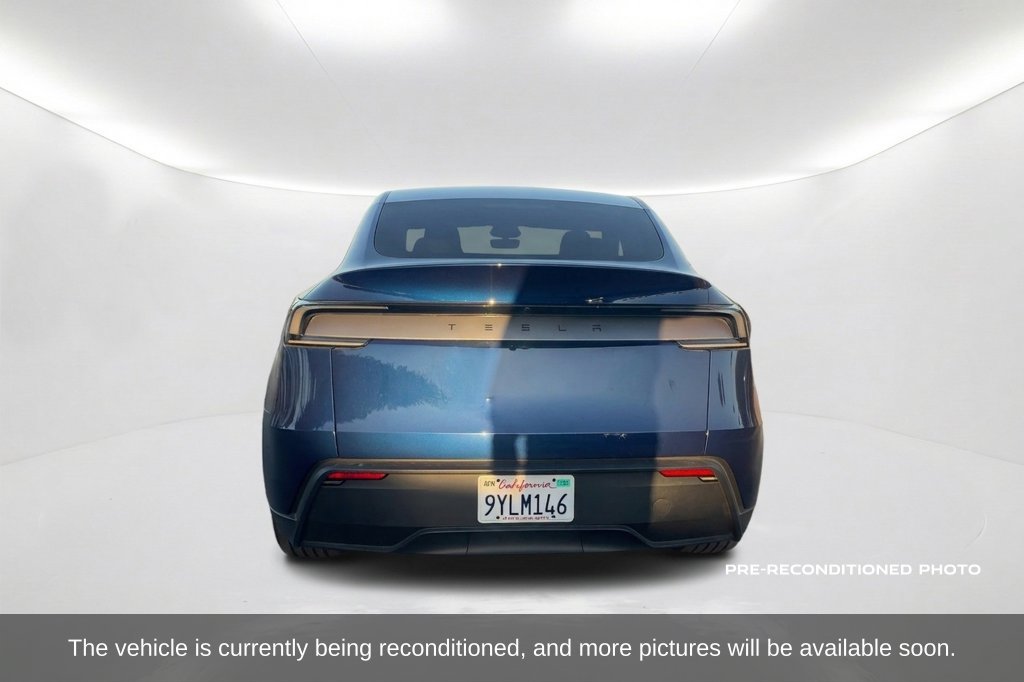 Used 2026 Tesla Model Y Long Range RWD image 7