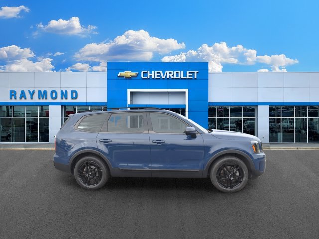Certified 2024 Kia Telluride EX X-Line AWD/4WD image 2