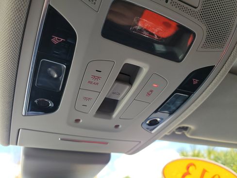 Used 2013 Audi S7 Prestige image 19