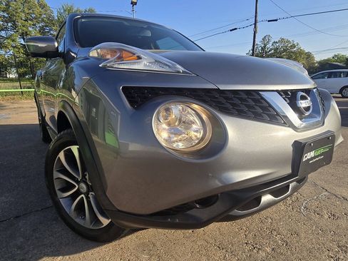 Used 2017 Nissan Juke SV w/ Technology Package FWD image 58