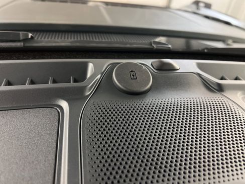 New 2025 Ford Bronco Raptor image 31